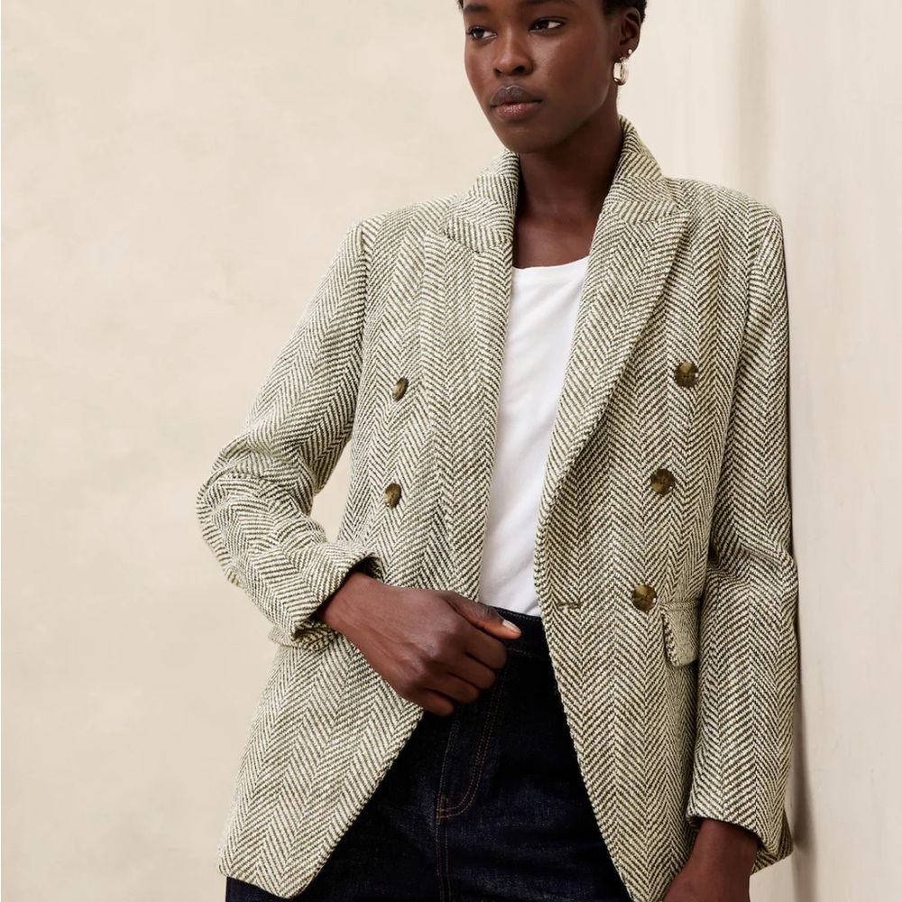 Women's Herringbone Double-Breasted Coat - Olive